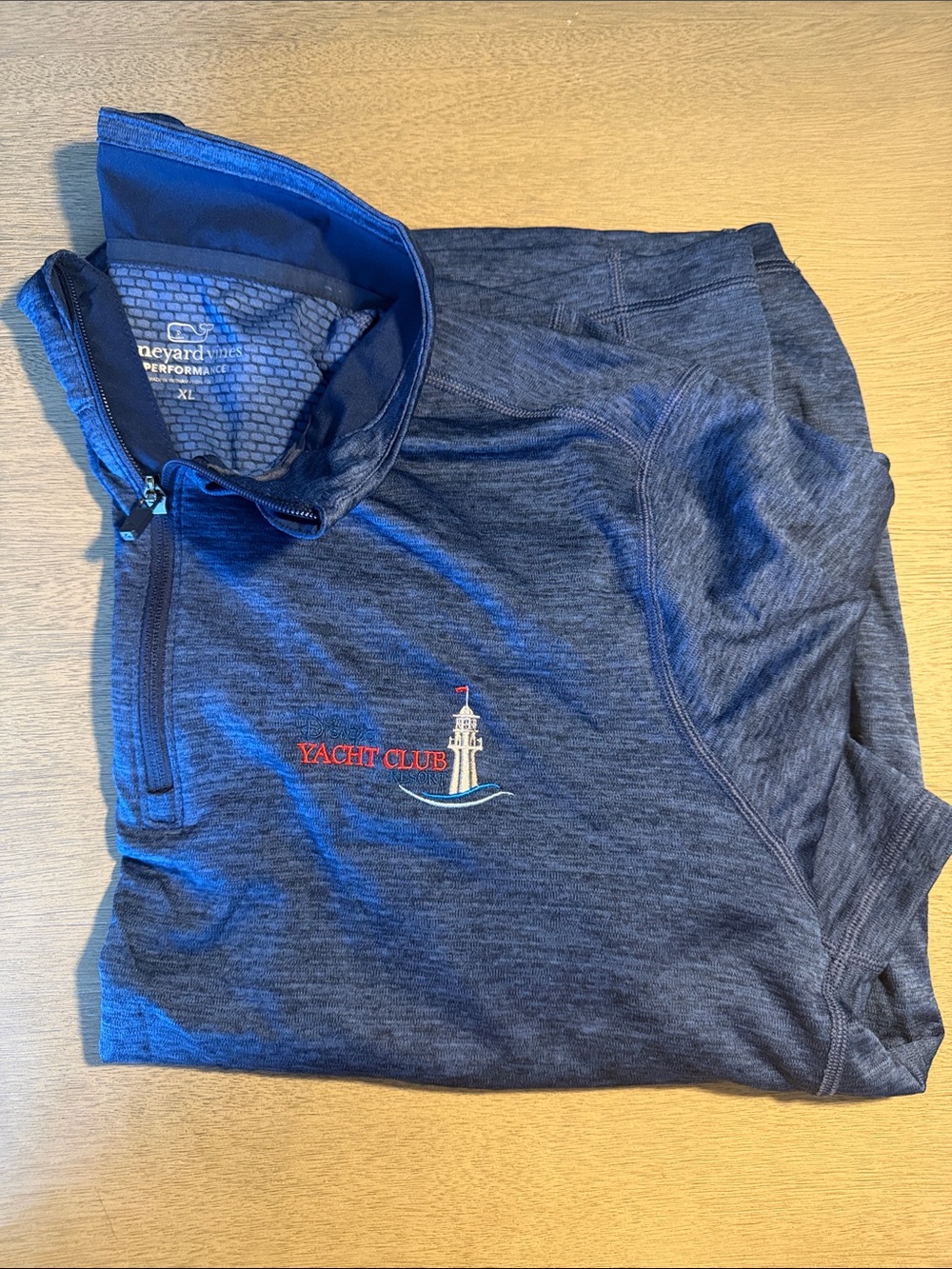 Vineyard Vines Men’s Navy Yacht Club Quarter-Zip Rash Guard